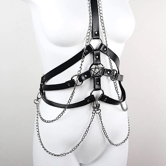 Faux leather pentagram body chain harness - Picture 7 of 16